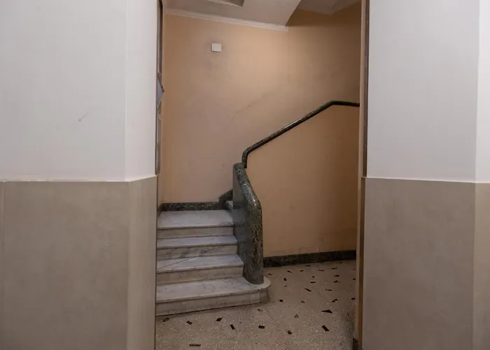 Guesthost - Bright Near Vatican Apartment *