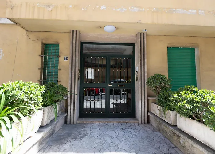Apartment Guesthost - Bright Near Vatican